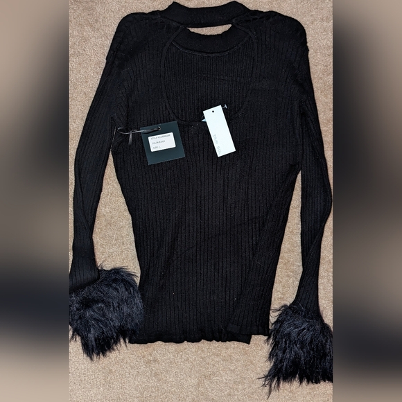 NWT, Black, feather fringed long sleeve, scoop back sweater- women's size large - Picture 5 of 6
